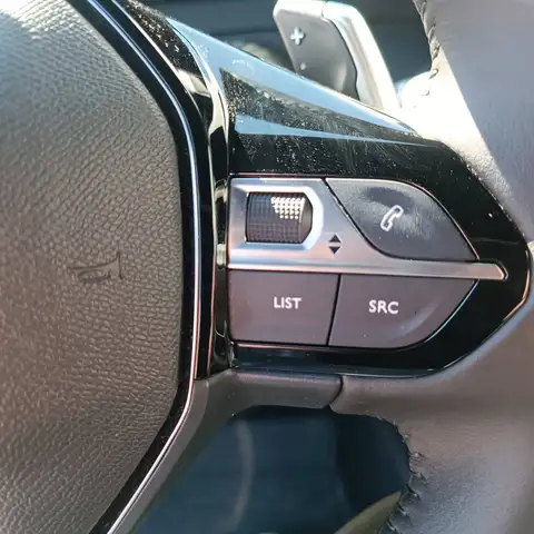 Peugeot 2008 view 14