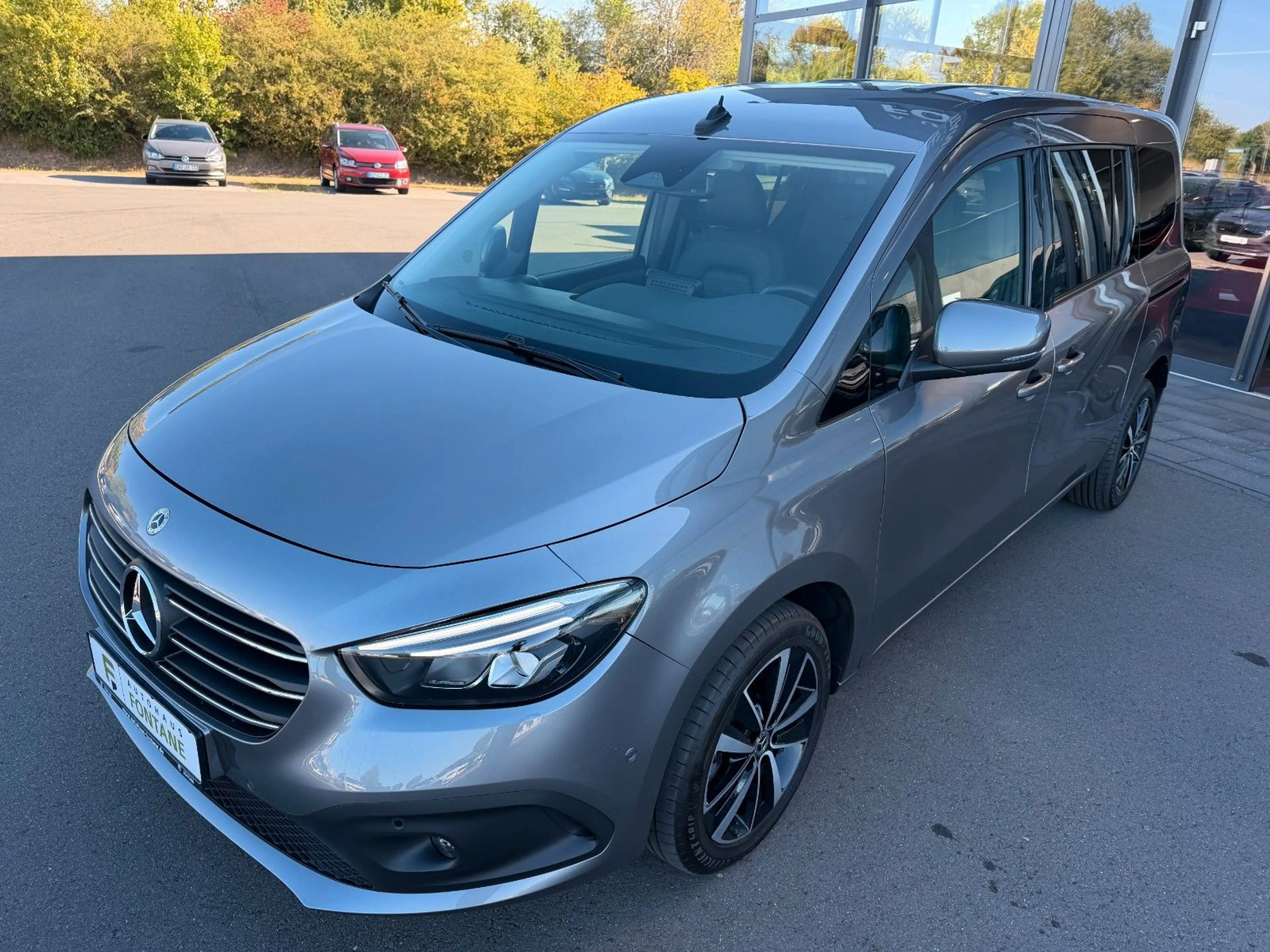 Mercedes-Benz T-Class 180 lang Progressive 7-Sitzer Leder Kam — photo 2