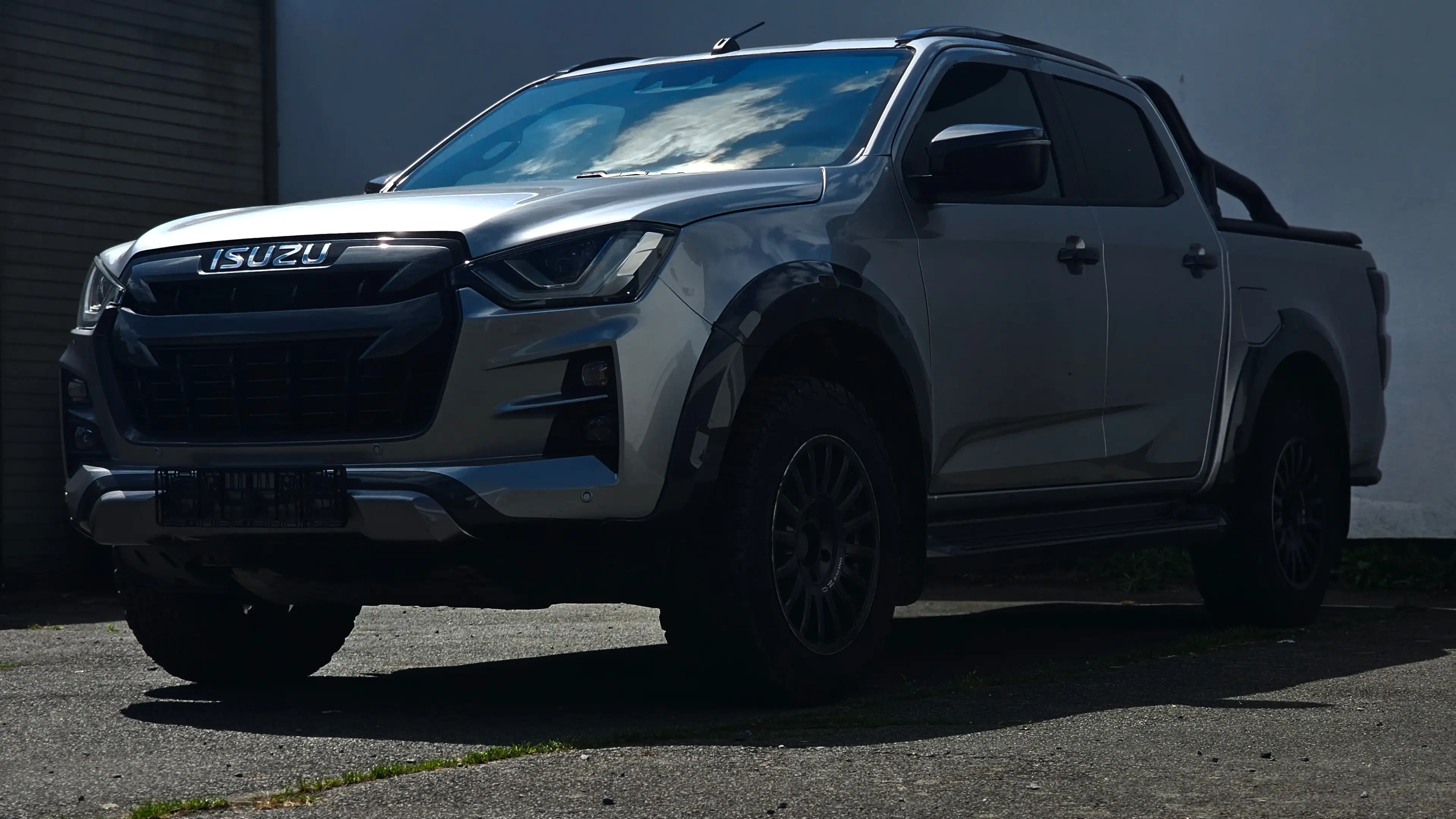 Isuzu D-Max V-CROSS *FULL OPTION €28091 EX BTW/NETTO — photo 3