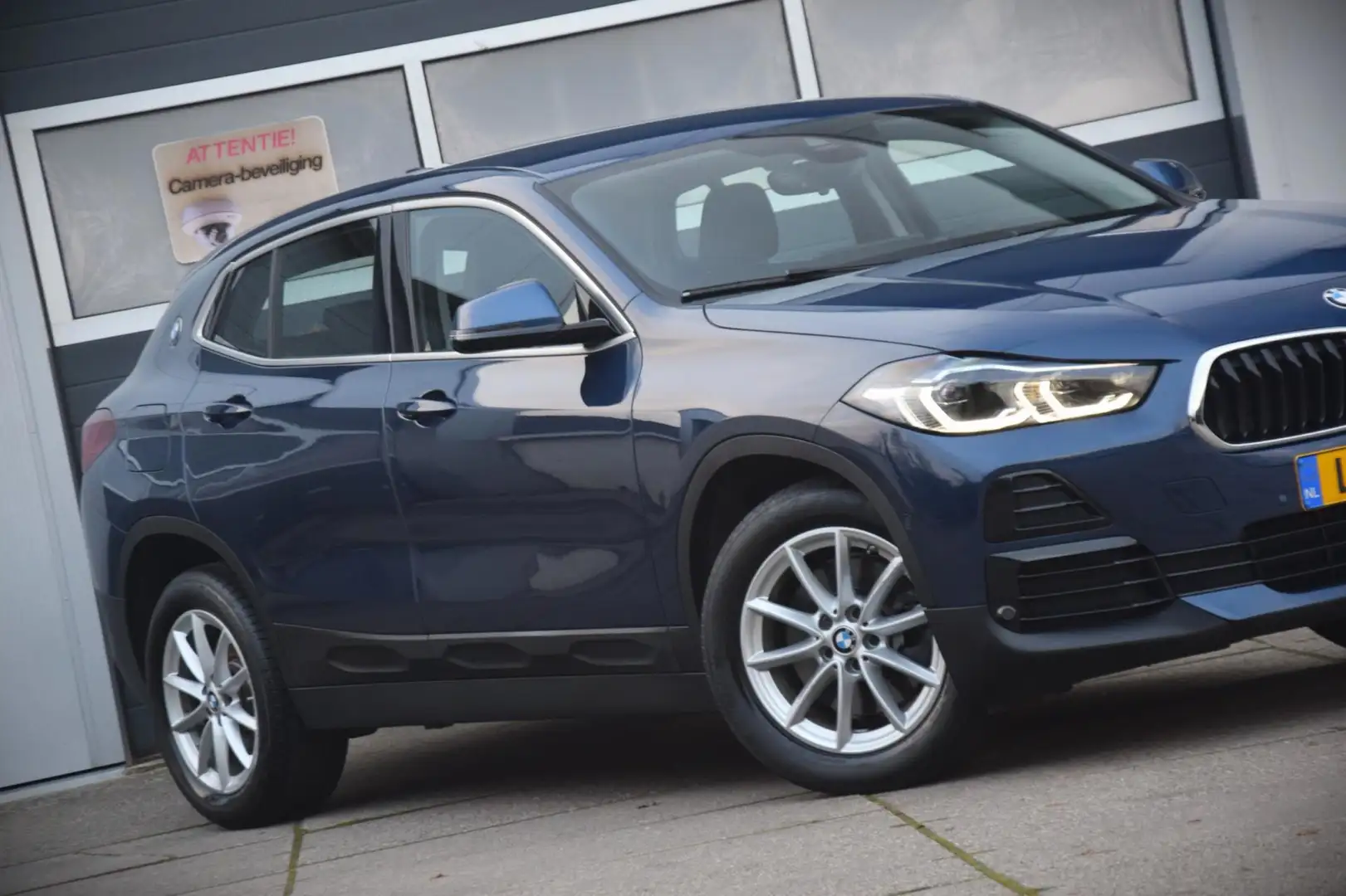 BMW X2 SDrive20i High Executive CAMERA/17" VELGEN/LEDEREN Blauw - 2