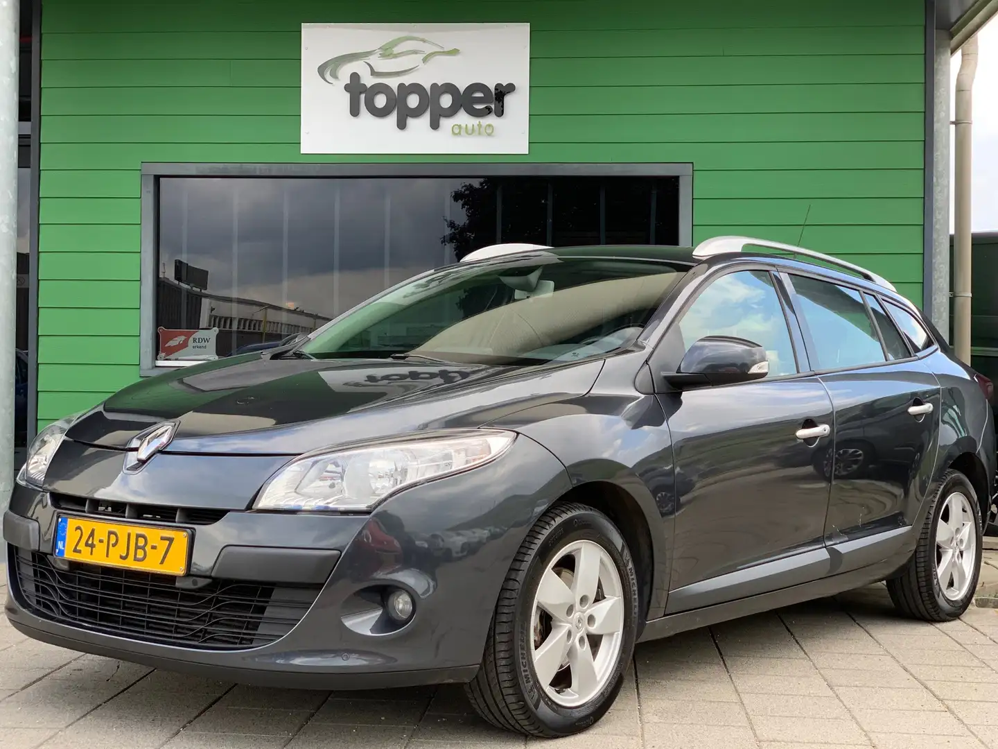 Renault Megane Estate 1.5 dCi Dynamique | CruiseControl | Airco | Gri - 1