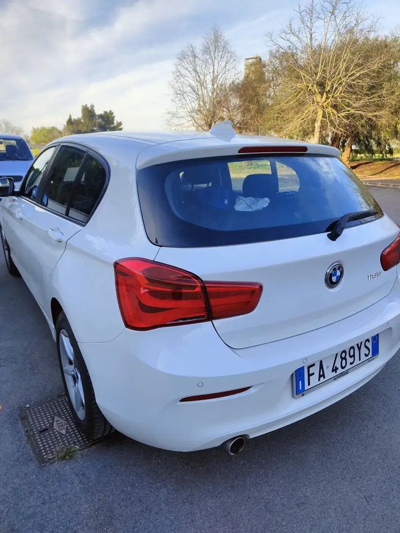 BMW 116 116d Advantage 5p - 2