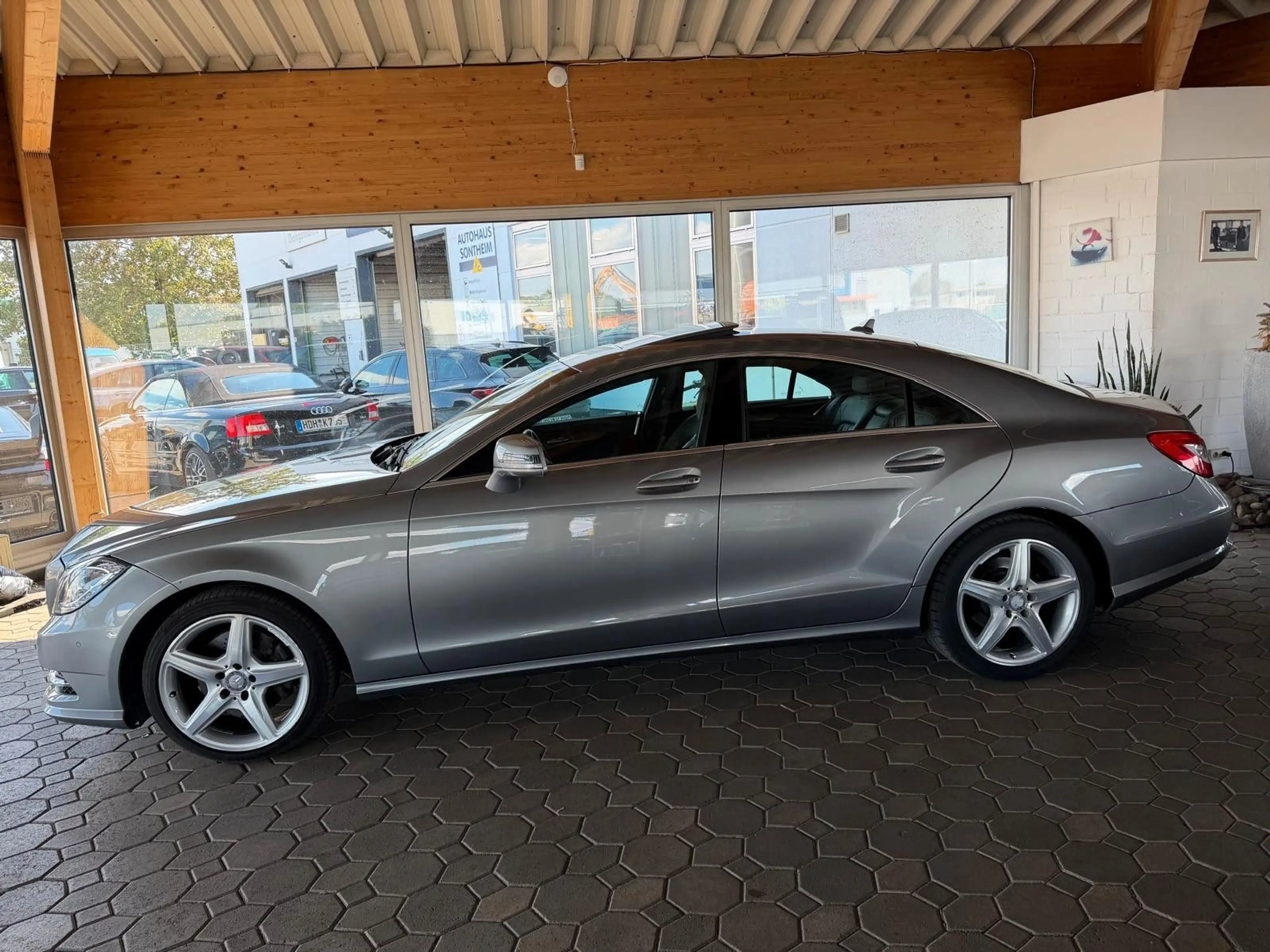 Mercedes-Benz CLS 250 CDI BlueEff*Spur*Totw*BiXen*Voll*AMG Line — photo 3
