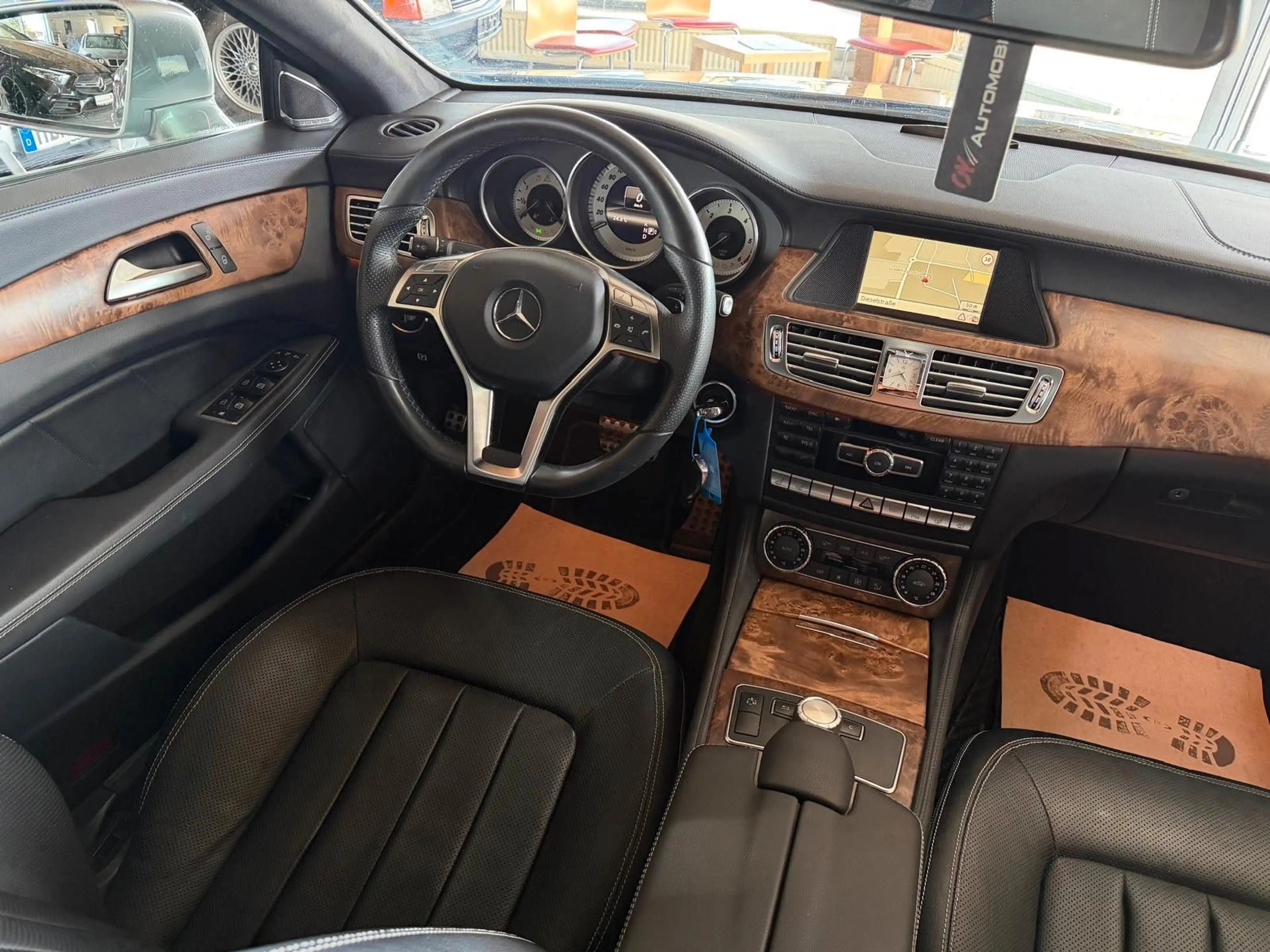 Mercedes-Benz CLS 250 CDI BlueEff*Spur*Totw*BiXen*Voll*AMG Line — photo 11