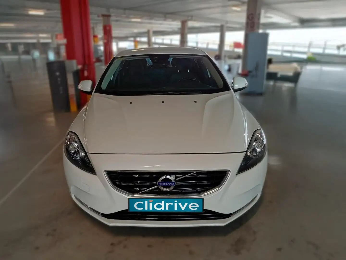 Volvo V40 D2 Momentum 115 Blanco - 2