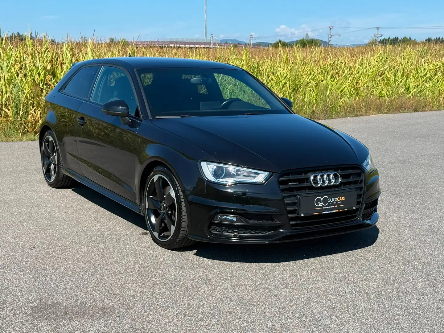 Audi A3 S line Sportpaket quattro Schwarz - 1