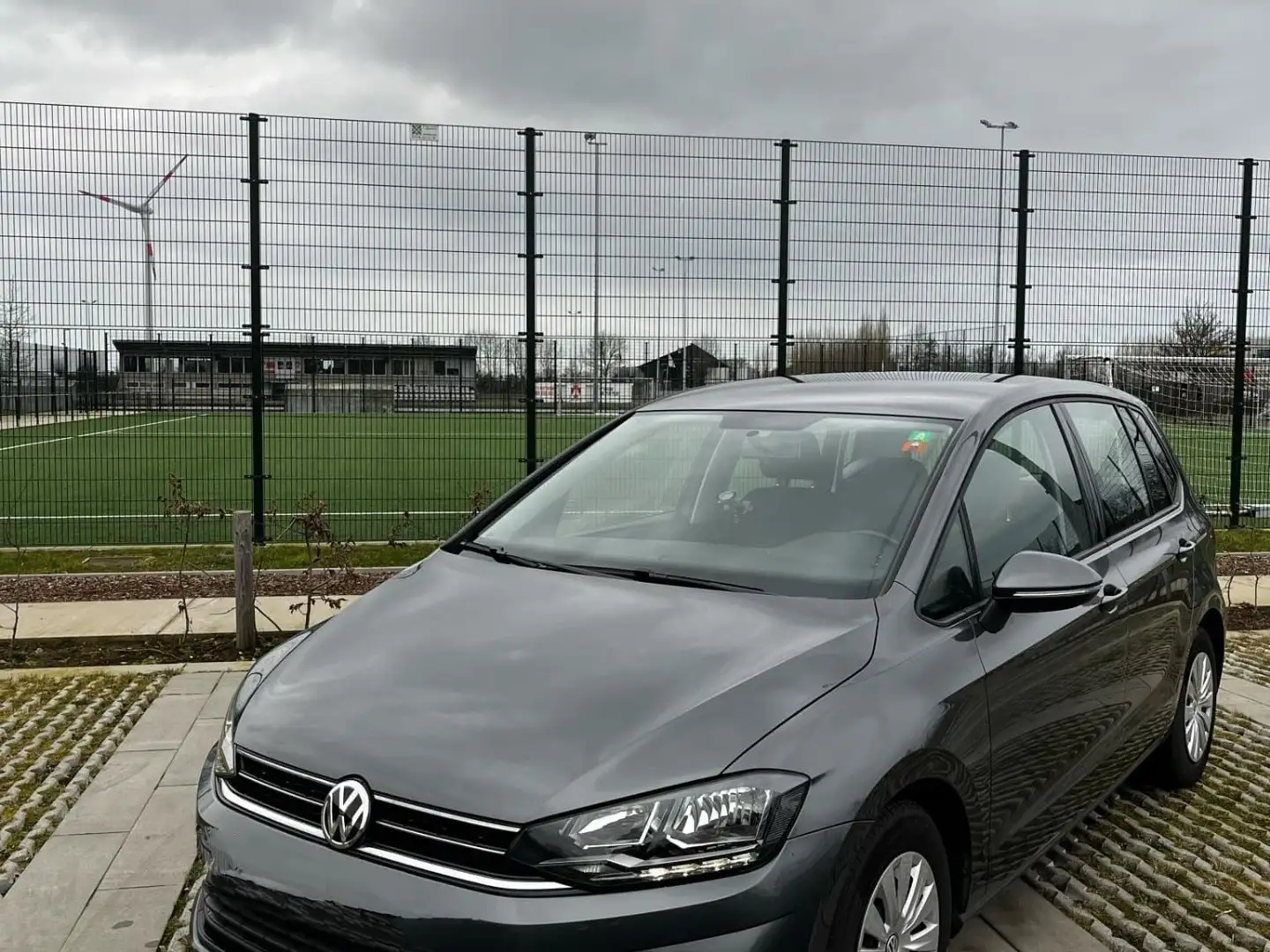 Volkswagen Golf Sportsvan 1.6 TDI (BlueMotion Technology) Comfortline - 1