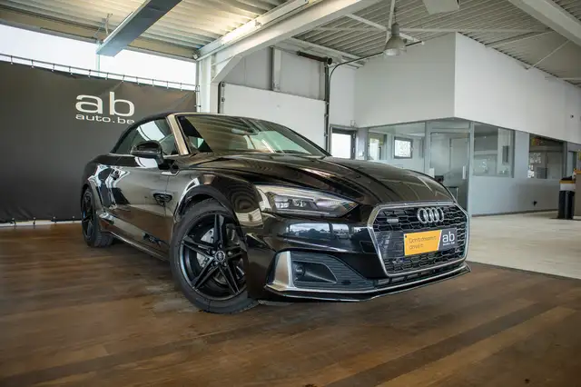 Audi A5 view 3