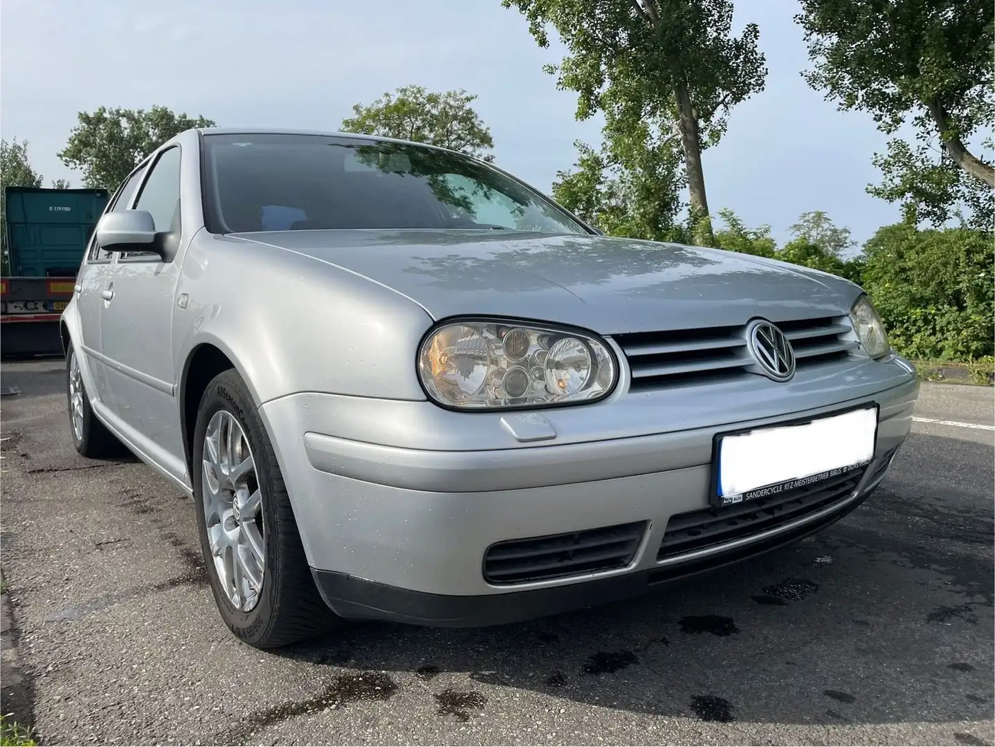 Volkswagen Golf GTI 1,8 "Rentnerfahrzeug" Plateado - 1