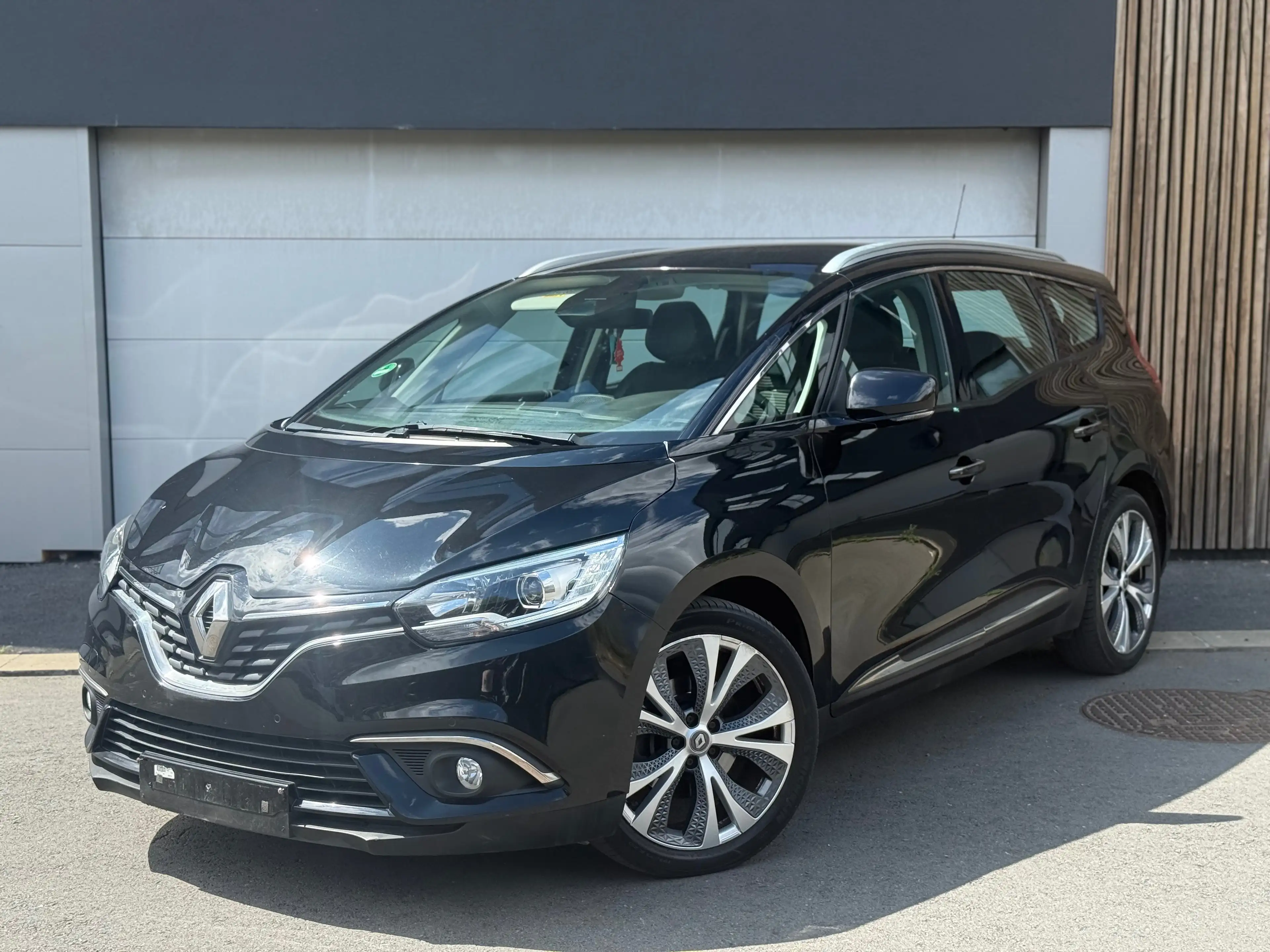 Renault Grand Scenic 1.5dCi Prête à immatriculer / GARANTIE 12Mois — photo 3
