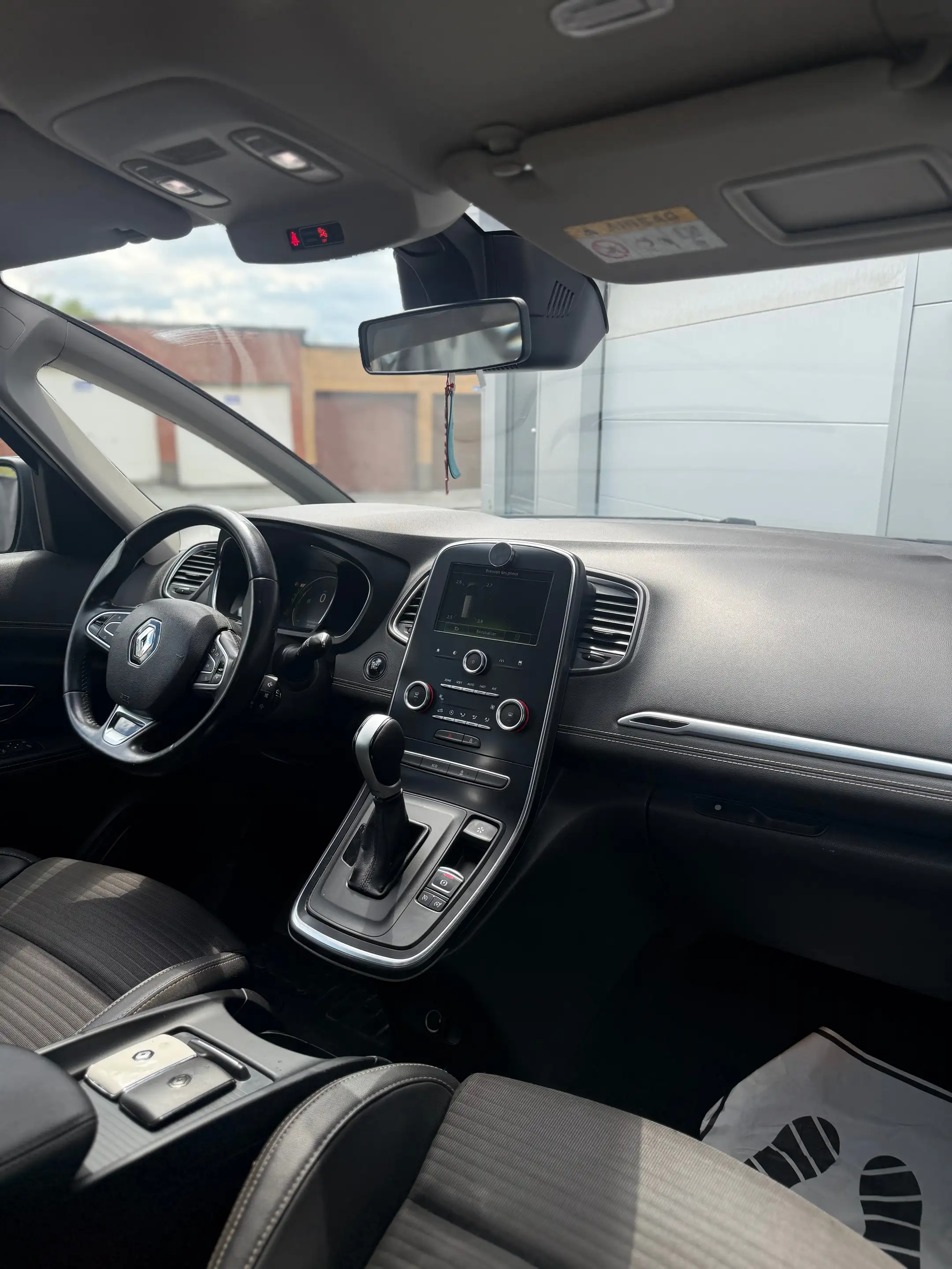 Renault Grand Scenic 1.5dCi Prête à immatriculer / GARANTIE 12Mois — photo 6