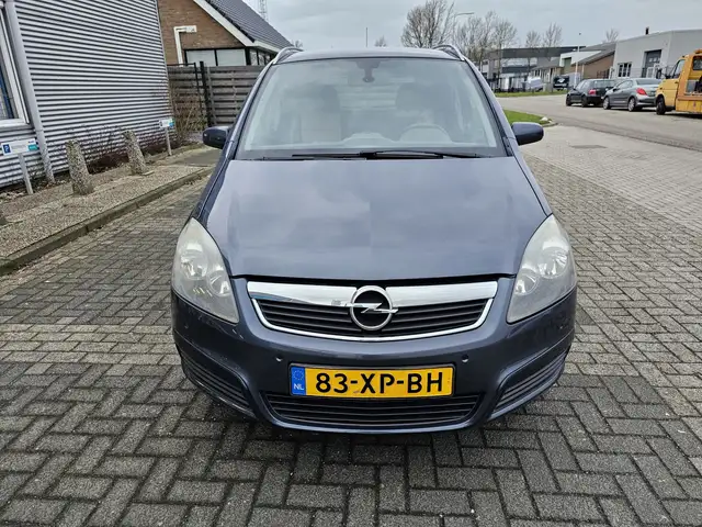 Opel Zafira view 14