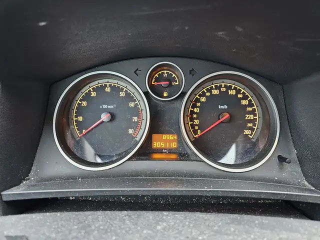 Opel Zafira view 25