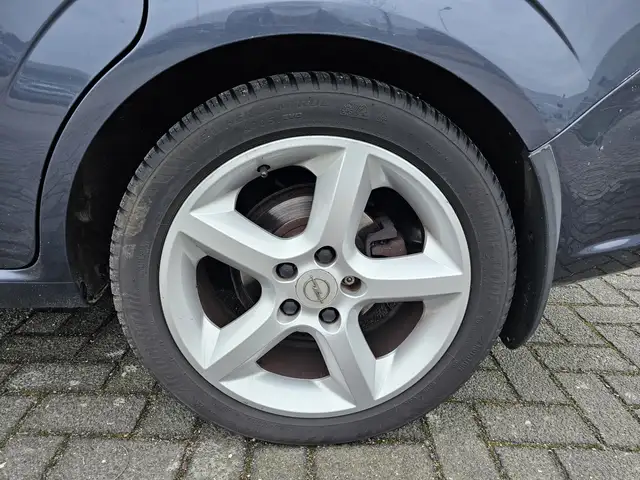 Opel Zafira view 18