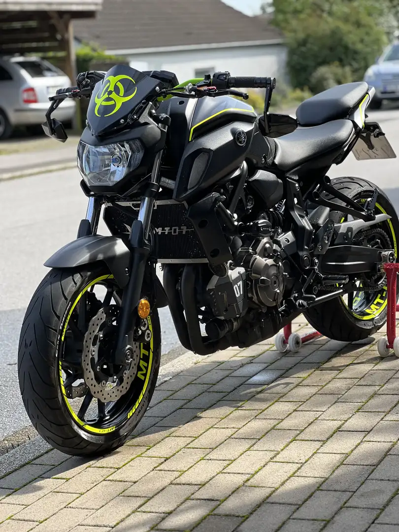 Yamaha MT-07 - 1