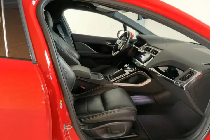 Jaguar I-Pace 2021, foto 7