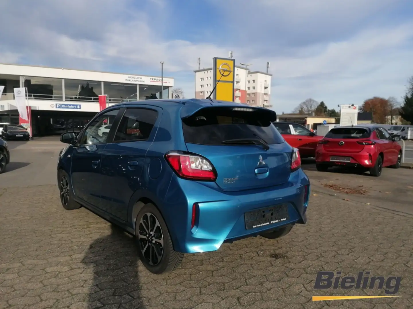 Mitsubishi Space Star 1.2 Select Blau - 2