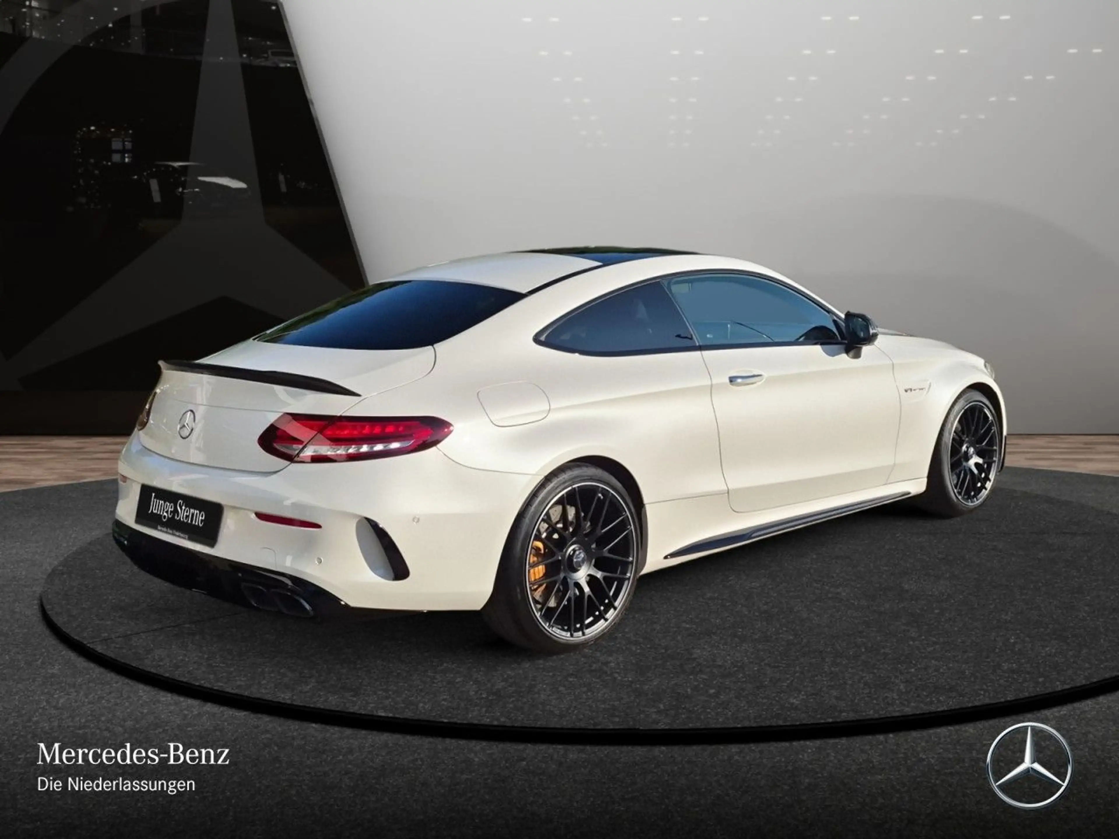 Mercedes-Benz C 63 AMG C 63 S Coupé NIGHT+DRIVERS+PANO+360+MULTIBEAM+HUD — photo 8