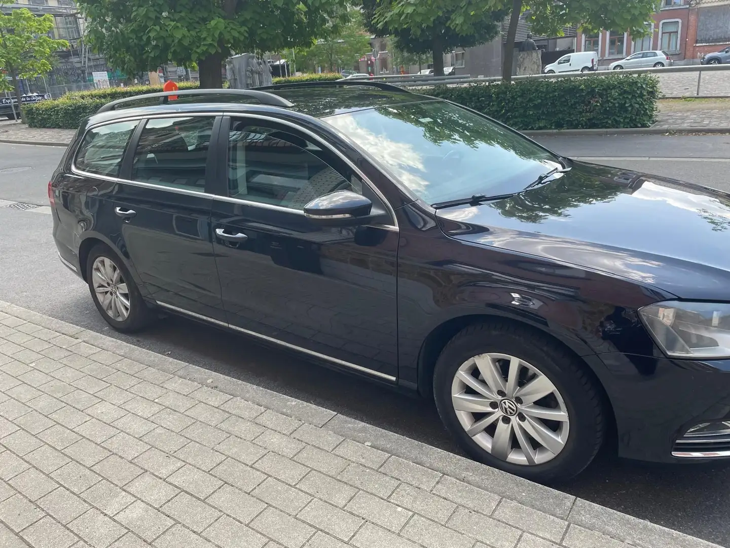 Volkswagen Passat Variant Passat SW 1.6 CR TDi Comfortline BMT DSG Siyah - 1