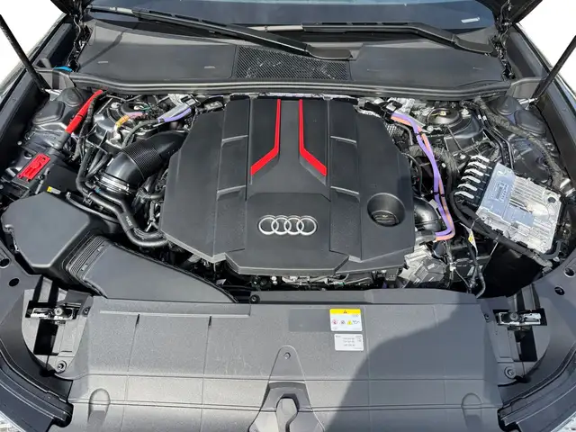 Audi S6 view 12