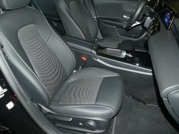 Bild 22 Mercedes-Benz A 180 PROGRESSIVE LINE ADVANCED, HOLZ LINDE, RFK, LED.