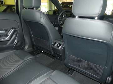 Bild 18 Mercedes-Benz A 180 PROGRESSIVE LINE ADVANCED, HOLZ LINDE, RFK, LED.