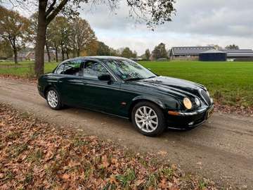 3.0 V6 Youngtimer / Handgeschakeld