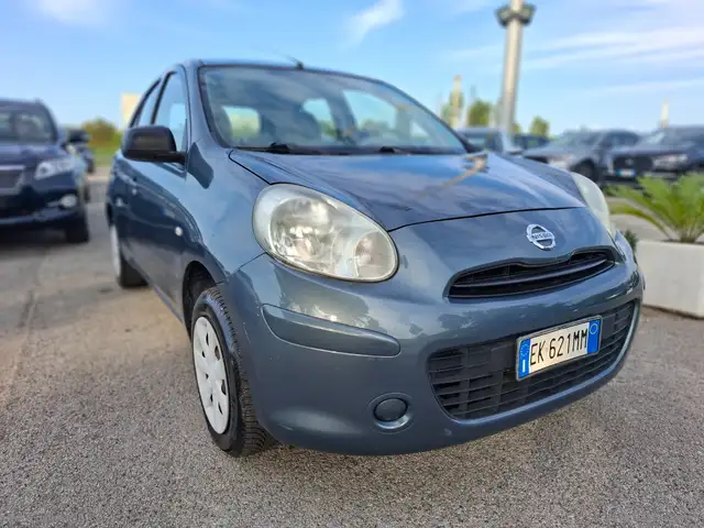 Nissan Micra view 3