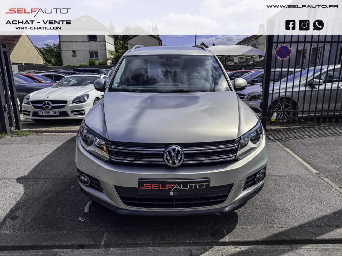 Volkswagen Tiguan 2.0 TDI 110CH BLUEMOTION FAP EDITION Gris - 2