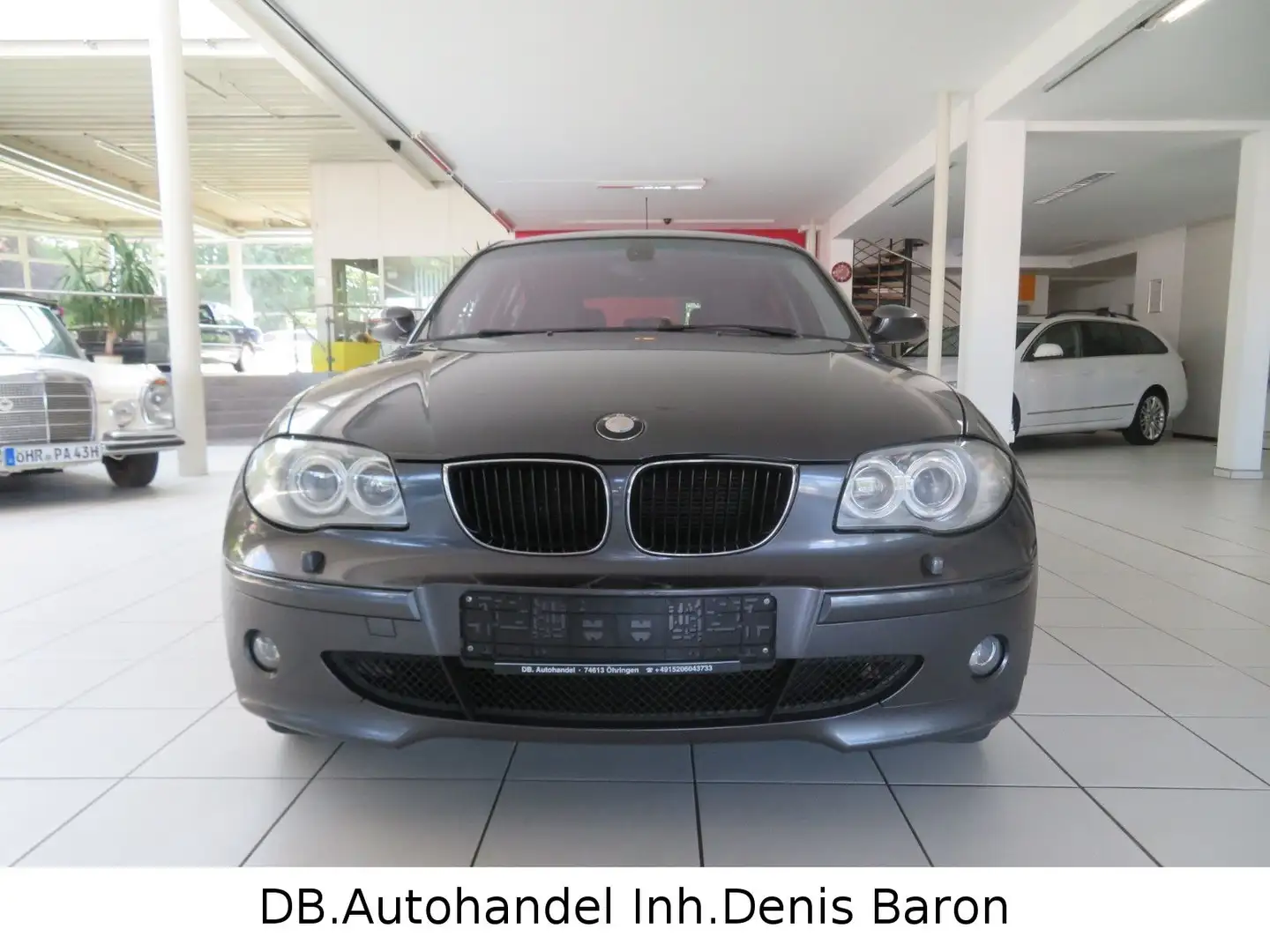 BMW 120 d Lim.Advantag Xenon PDC Alu Multi Sportsitze Grau - 2