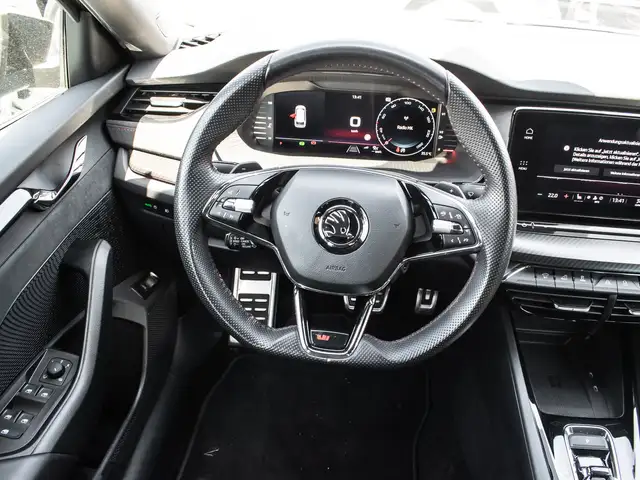 Skoda Octavia view 11