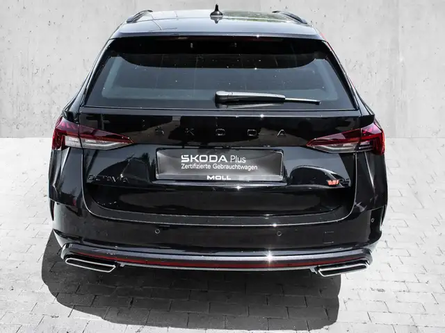 Skoda Octavia view 5