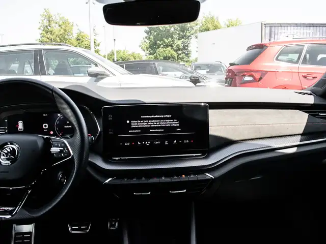 Skoda Octavia view 12