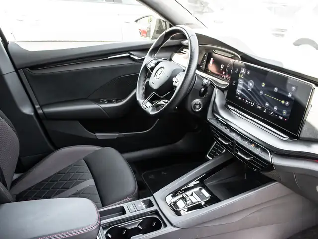 Skoda Octavia view 7