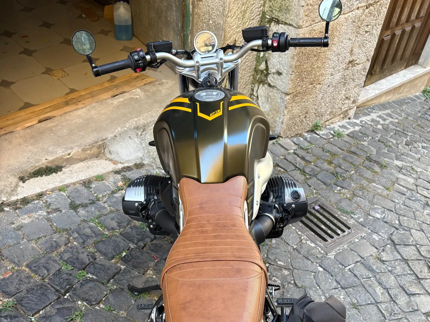 BMW R nineT SCRAMBLER Verde - 2