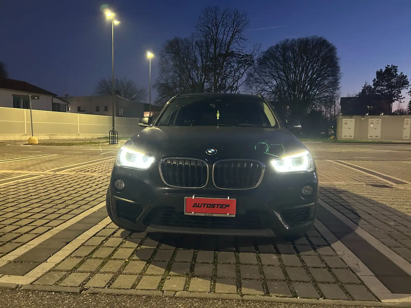 BMW X1 X1 sdrive16d Advantage Nero - 2