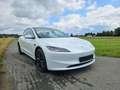 Tesla Model 3 LR AWD Highland + AHK + EAP 03.2024!!! Weiß - thumbnail 13