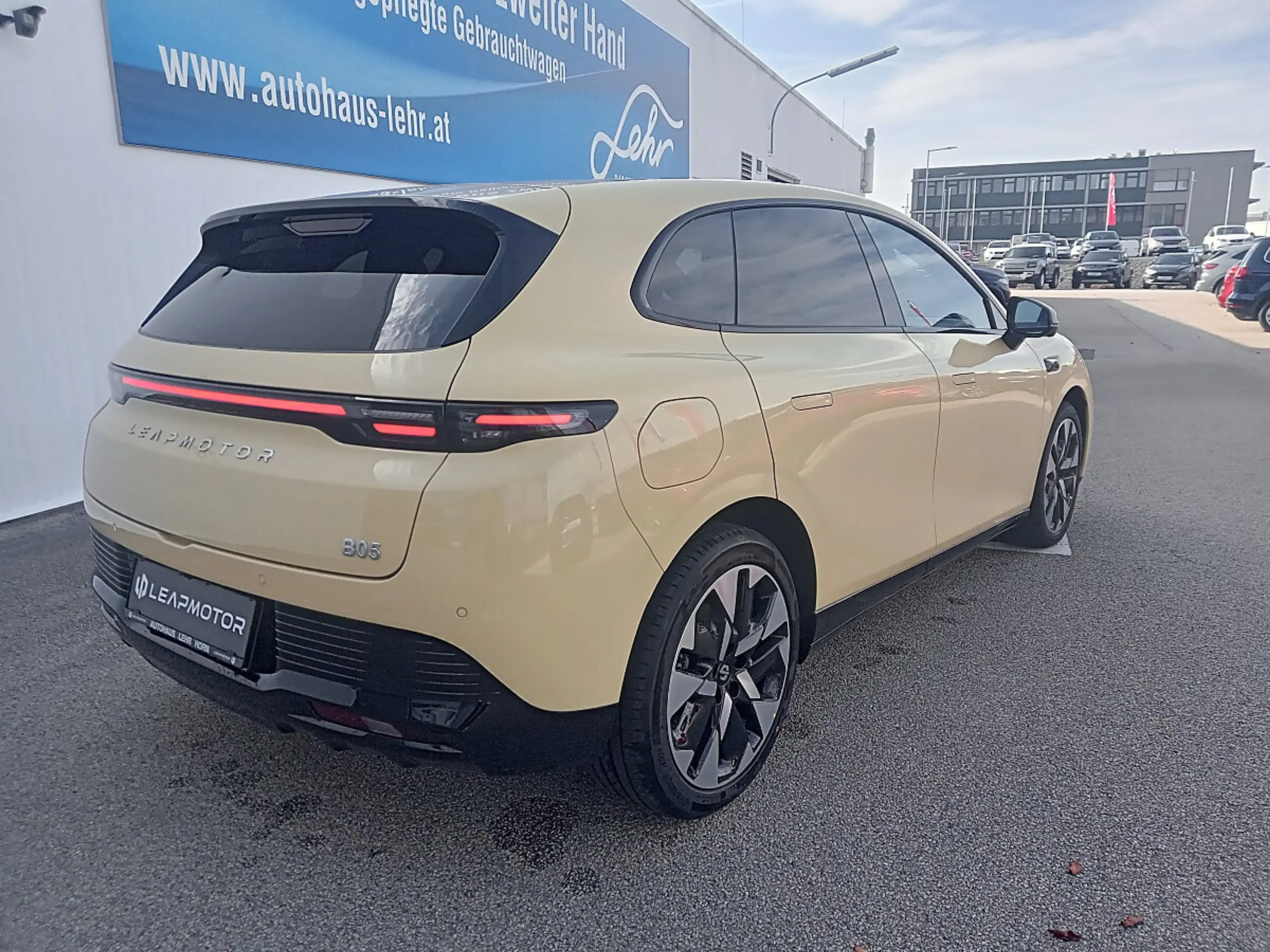 Leapmotor B05 67,1kWh Design Pro Max — photo 2