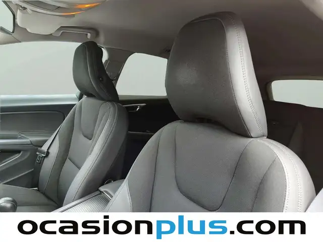 Volvo V60 view 10