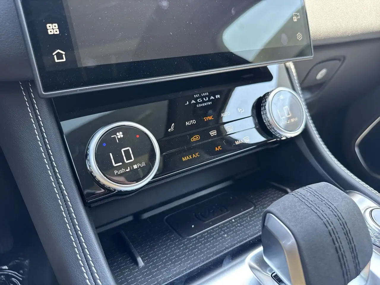 Jaguar F-Pace снимка Jaguar F-Pace