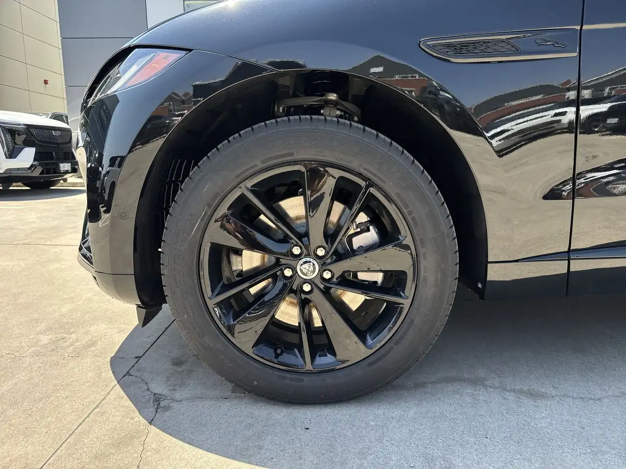 Jaguar F-Pace снимка Jaguar F-Pace