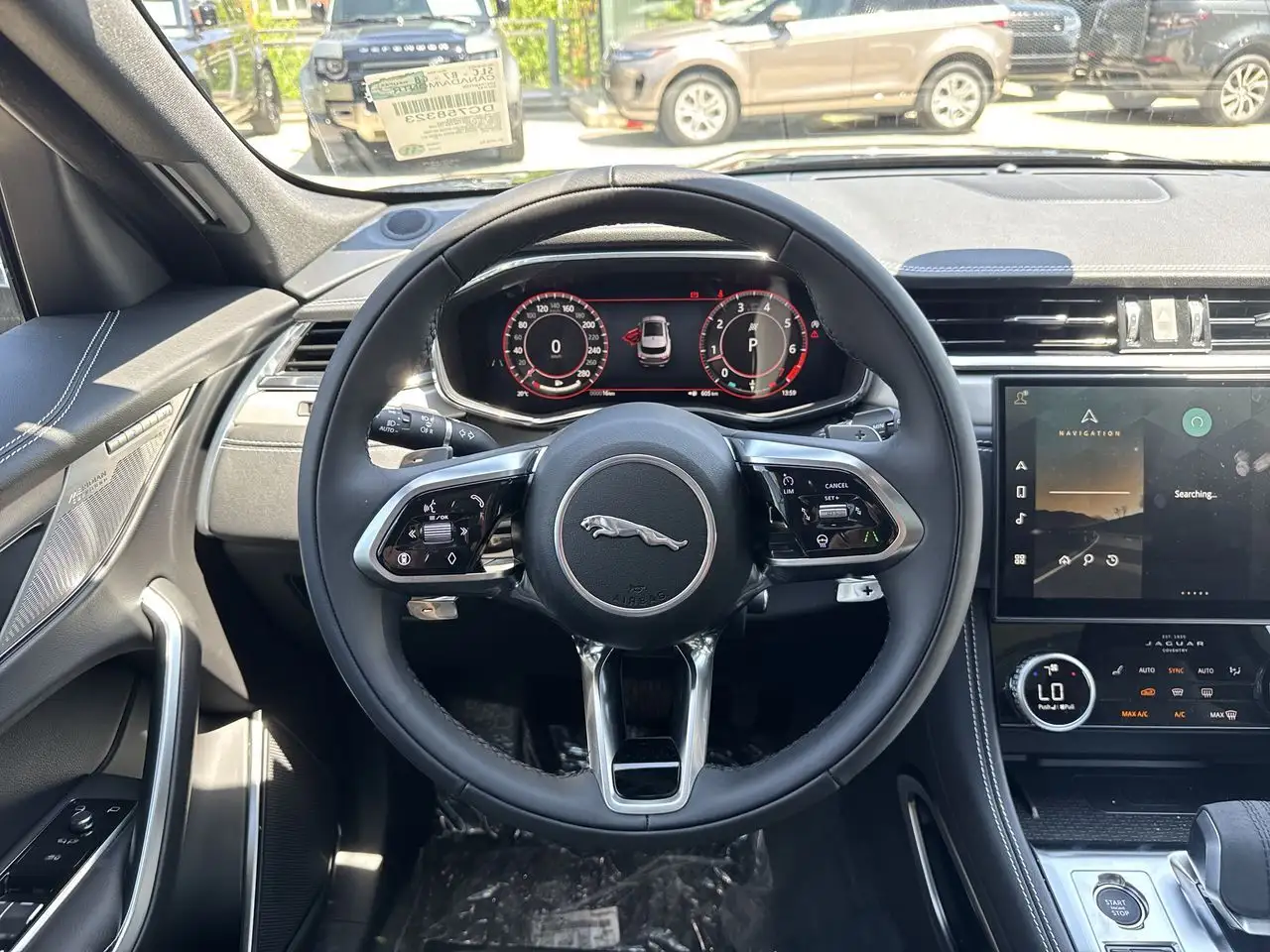Jaguar F-Pace снимка Jaguar F-Pace