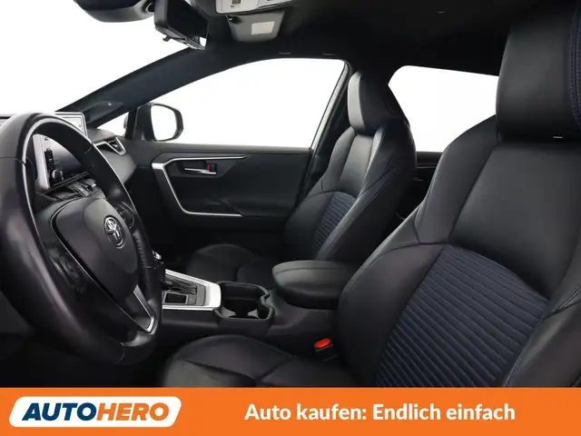Toyota Rav4 view 10