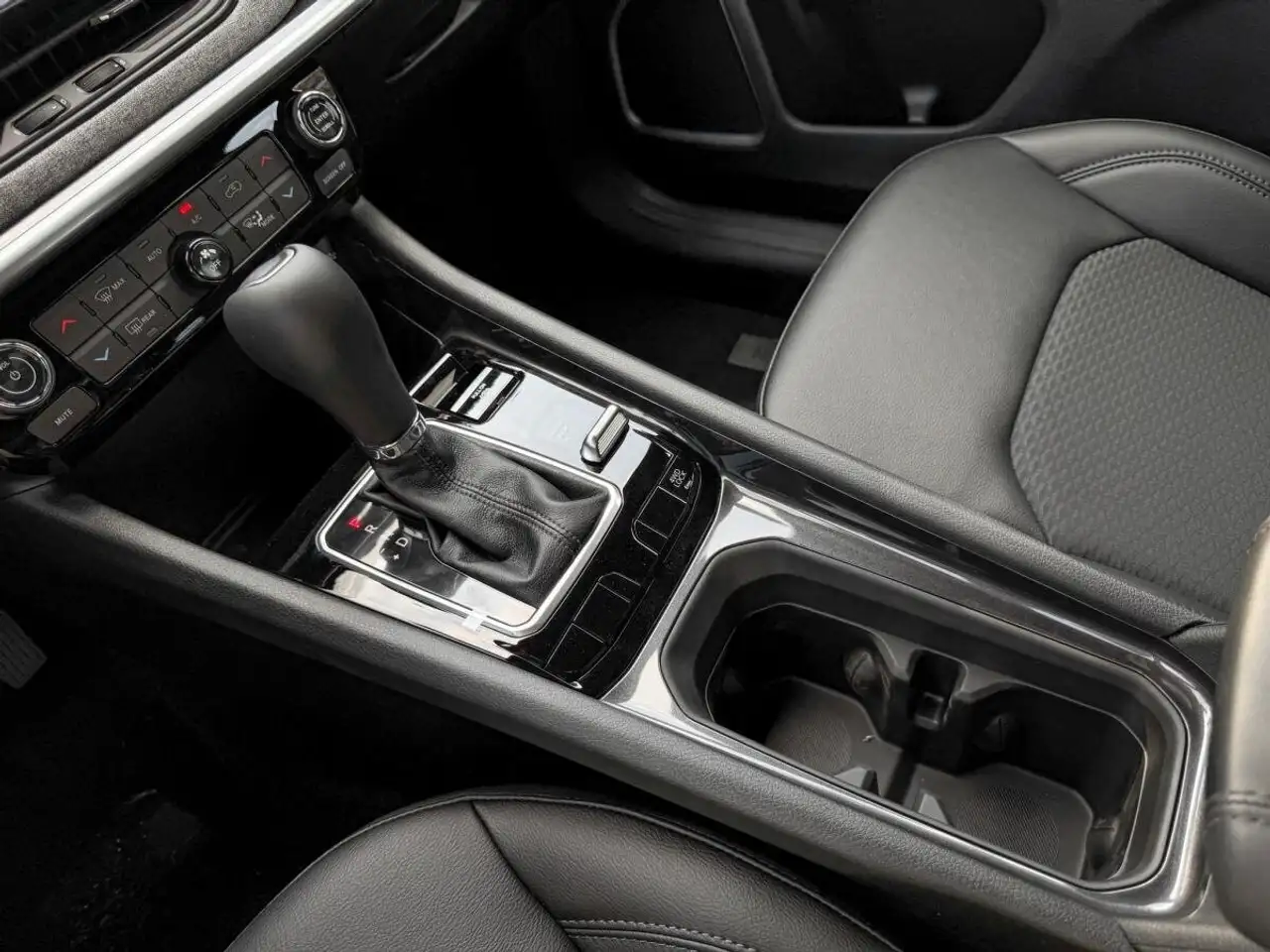 Jeep Compass снимка Jeep Compass