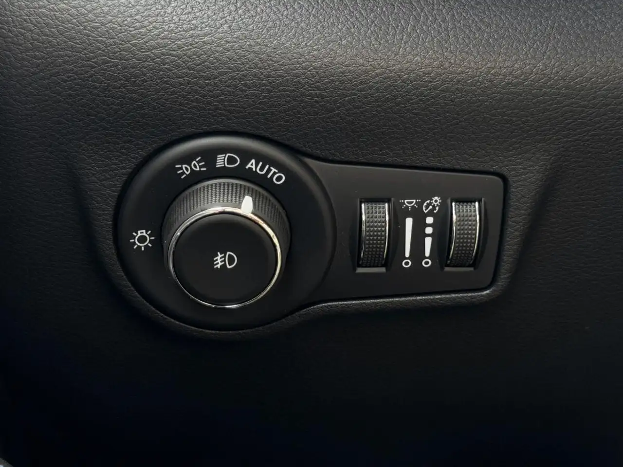 Jeep Compass снимка Jeep Compass