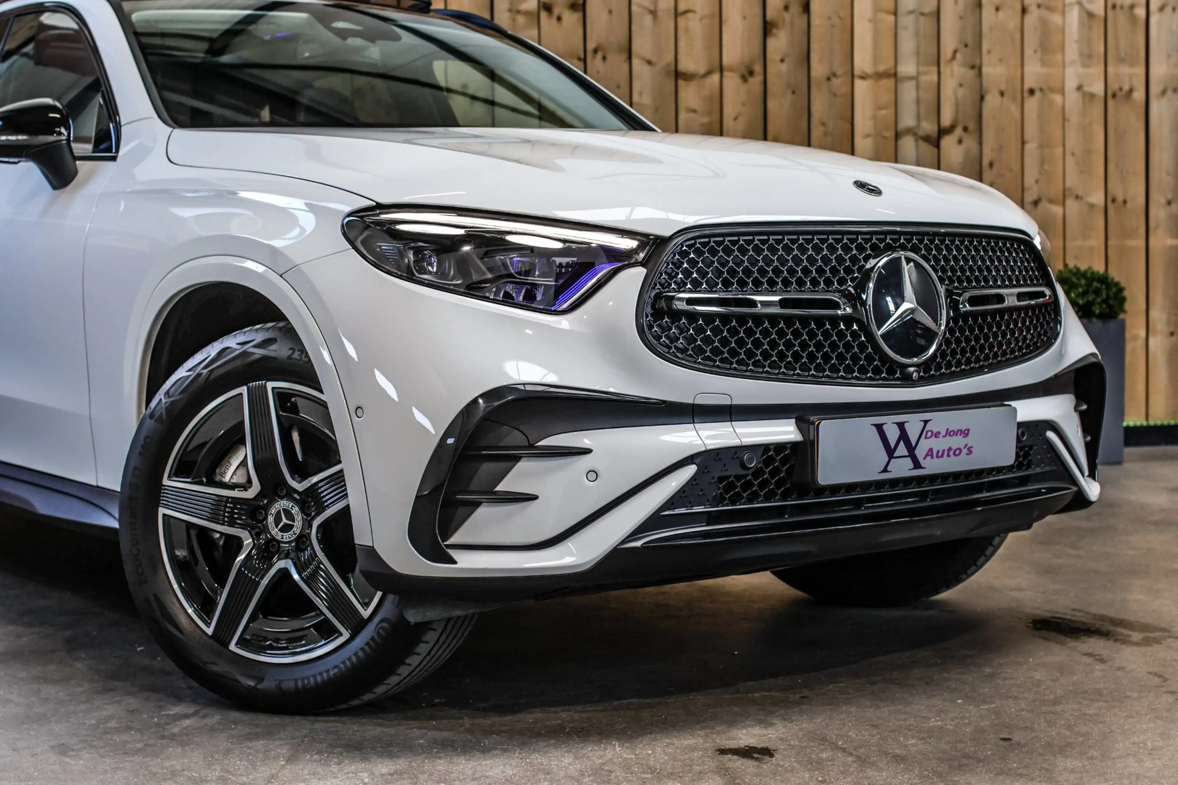 Mercedes-Benz GLC 300 300e 4MATIC AMG Line *Pano*Burmester*360 Camera*Tr — photo 16