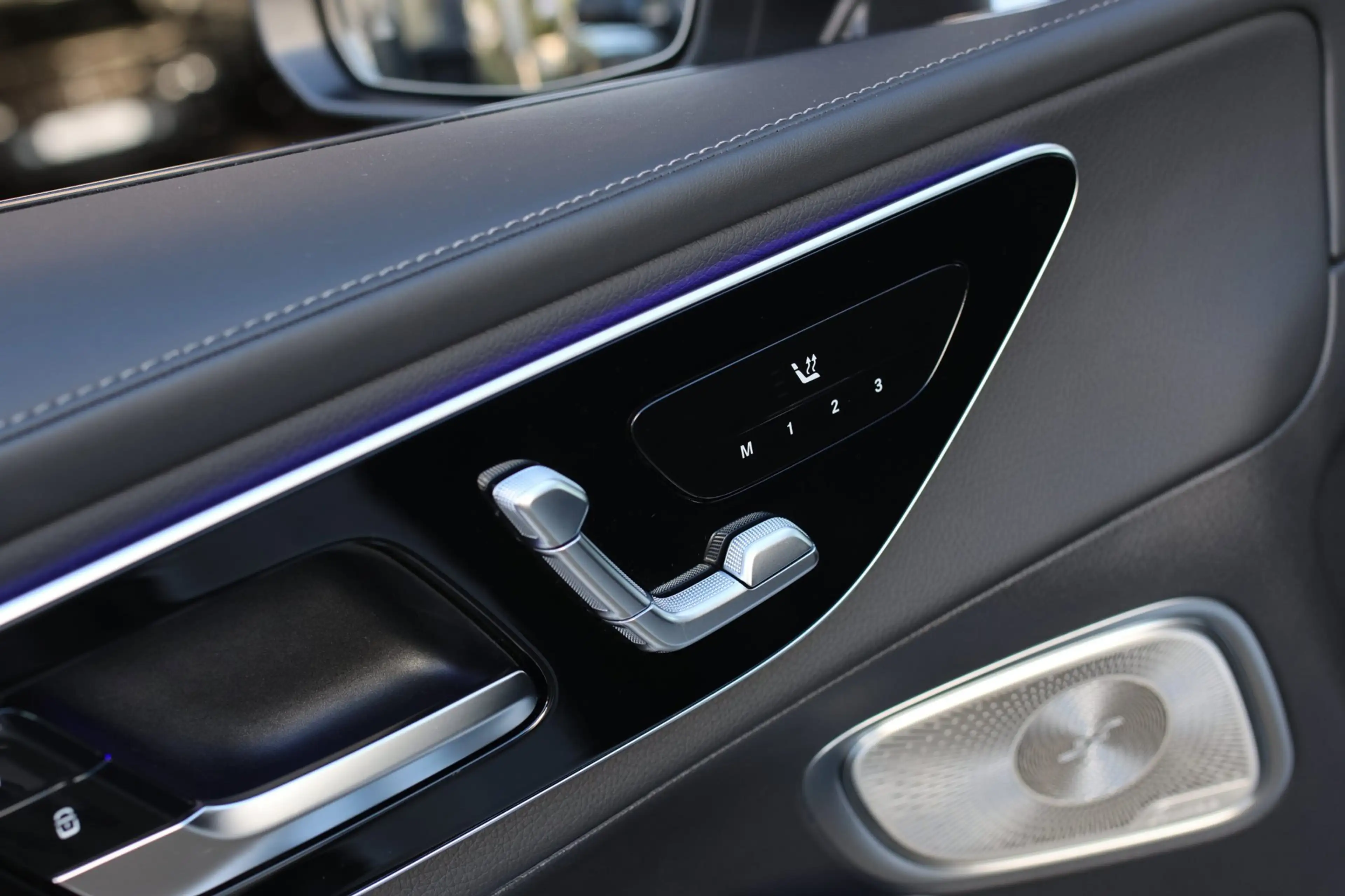 Mercedes-Benz GLC 300 300e 4MATIC AMG Line *Pano*Burmester*360 Camera*Tr — photo 34