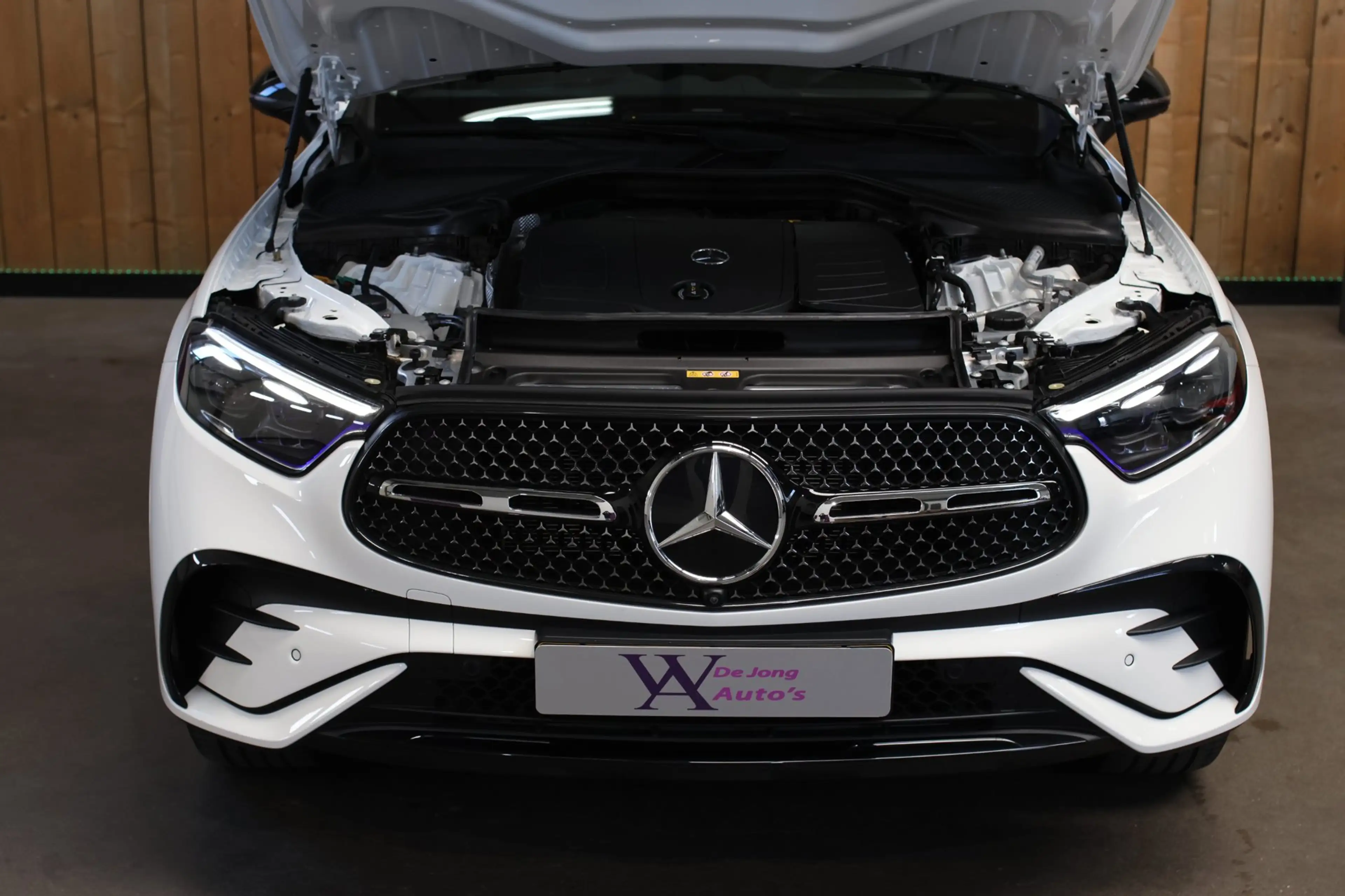 Mercedes-Benz GLC 300 300e 4MATIC AMG Line *Pano*Burmester*360 Camera*Tr — photo 9