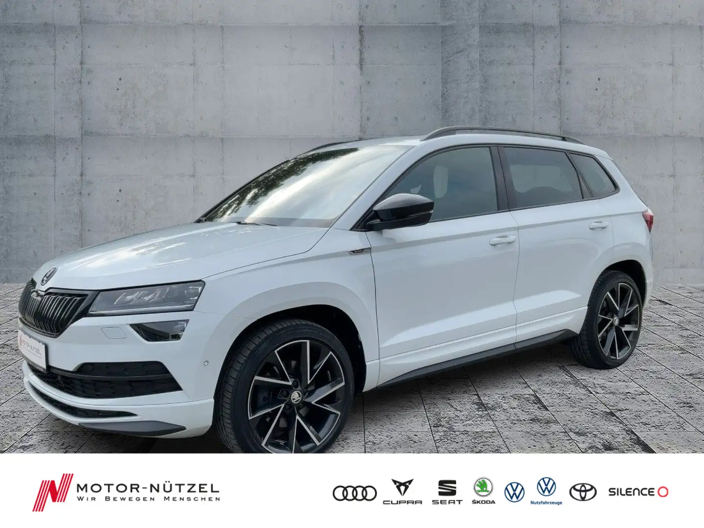 Skoda Karoq 2.0 TSI 4x4 DSG SPORTLINE 5JG+NAV+AHK+PANO Weiß - 1