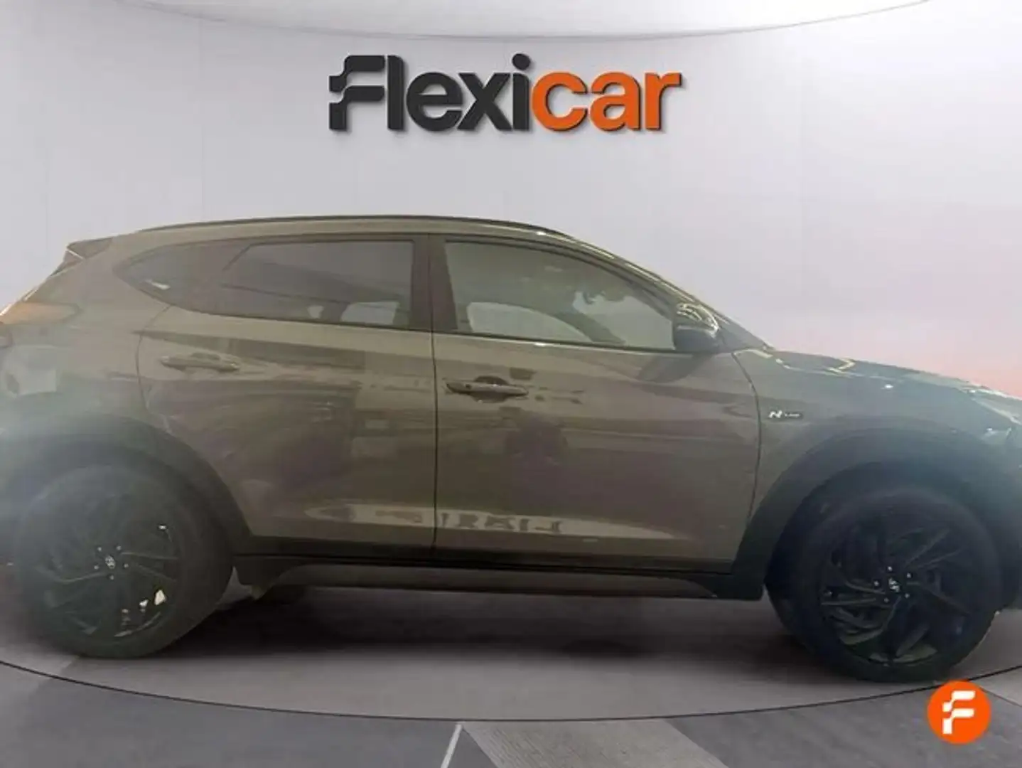 Hyundai TUCSON 1.6 CRDI 100kW (136CV) 48V N-Line DT 4X2 Gris - 2